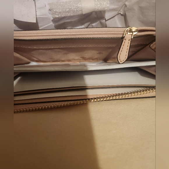 NWT Kate Spade Large Glitter Logo wallet - Picture 6 of 8